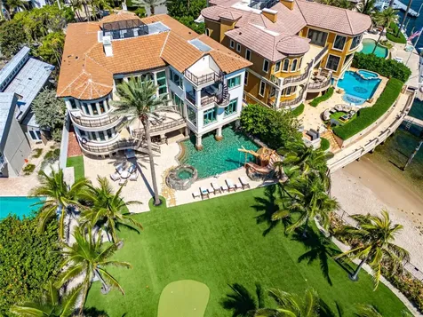 2306 Bay Drive Pompano Beach FL 33062