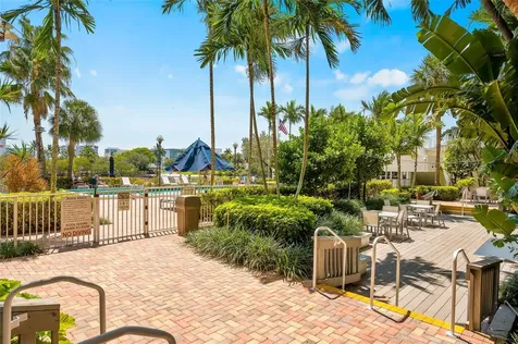 1170 N Federal Highway Fort Lauderdale FL 33304
