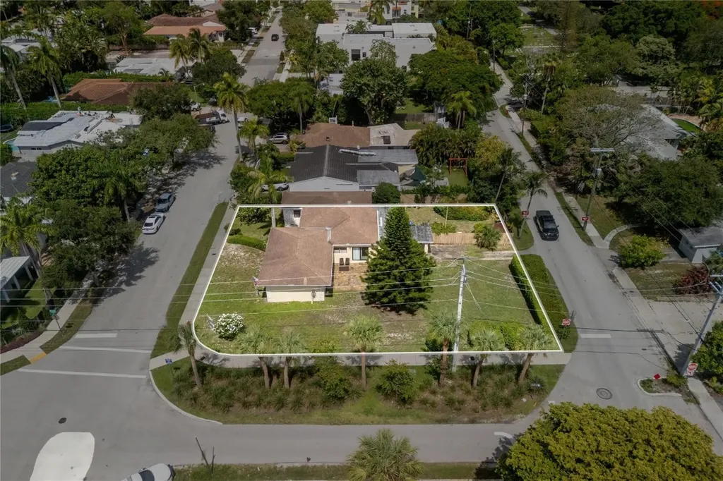 904 SE 11th Court Fort Lauderdale FL 33316