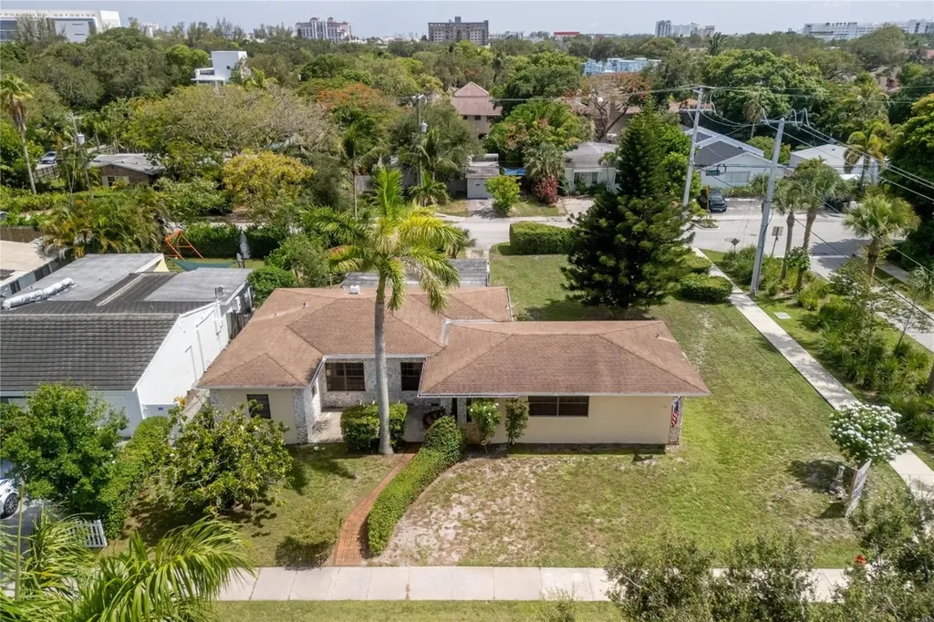 904 SE 11th Court Fort Lauderdale FL 33316