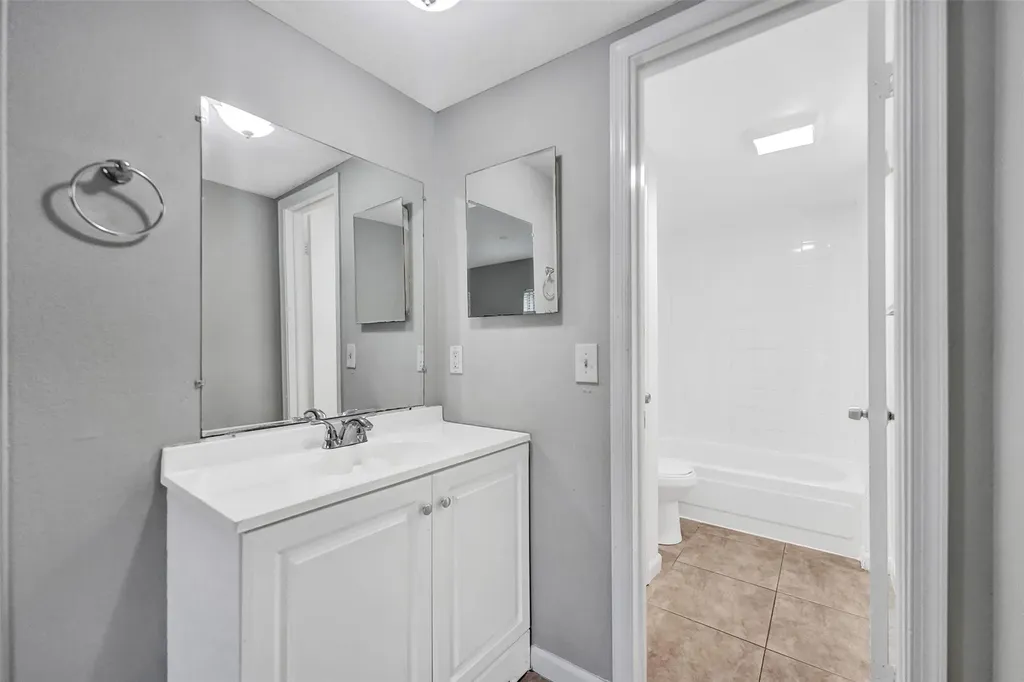 555 SE 8th Street Deerfield Beach FL 33441