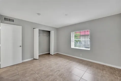 555 SE 8th Street Deerfield Beach FL 33441