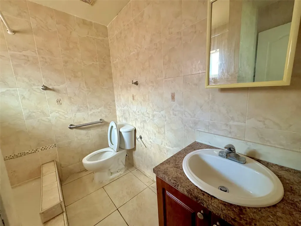 1601 NW 62nd Terrace Miami FL 33147