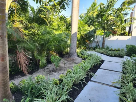 40 NE 16th Place Fort Lauderdale FL 33305