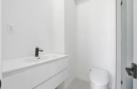 40 NE 16th Place Fort Lauderdale FL 33305
