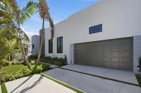 40 NE 16th Place Fort Lauderdale FL 33305