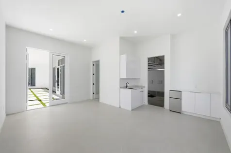 40 NE 16th Place Fort Lauderdale FL 33305