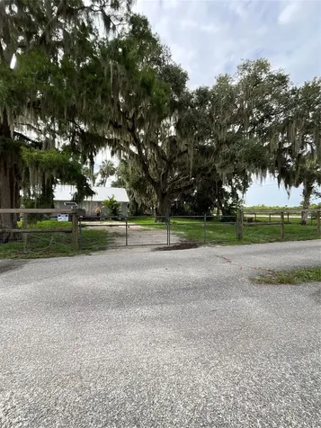 11793 Us Highway 441 Okeechobee FL 34974