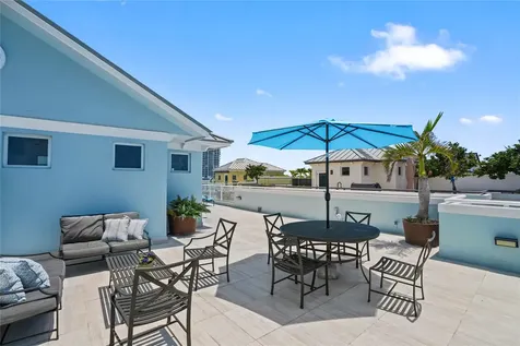 347 Oak Street Hollywood FL 33019