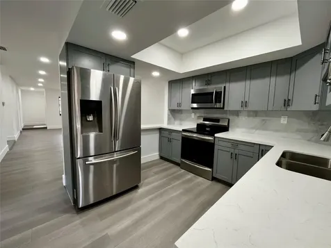 10901 NW 41st Drive Coral Springs FL 33065