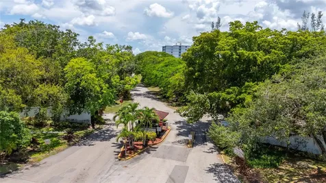 3301 Spanish Moss Terrace Lauderhill FL 33319