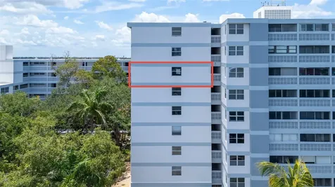 3301 Spanish Moss Terrace Lauderhill FL 33319