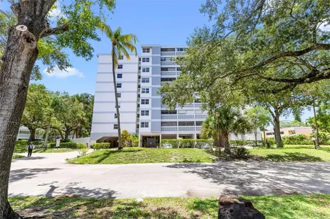 3301 Spanish Moss Terrace Lauderhill FL 33319