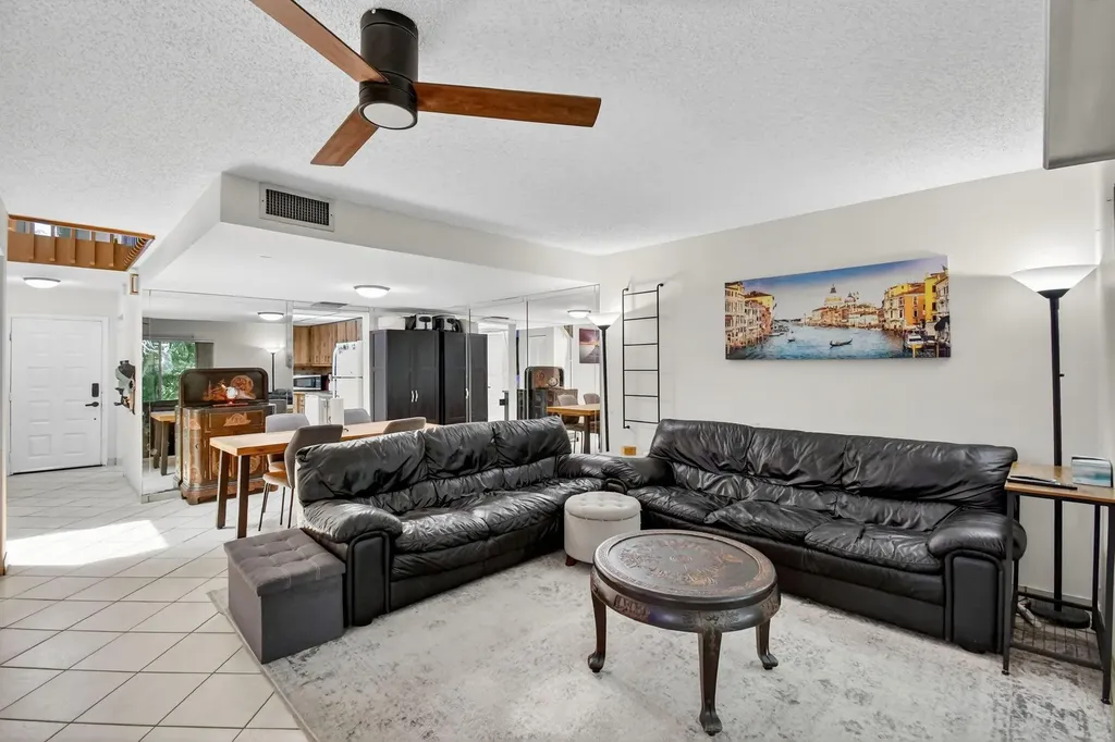 2236 Nova Village Drive Davie FL 33317