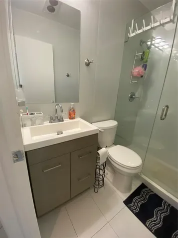 2100 NE 38th Street Lighthouse Point FL 33064