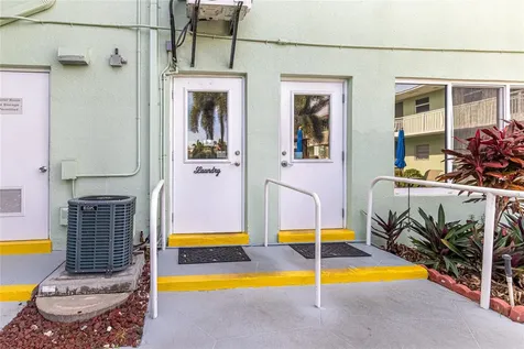 2100 NE 38th Street Lighthouse Point FL 33064