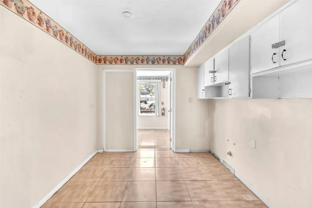 1910 NE 56th Street Fort Lauderdale FL 33308