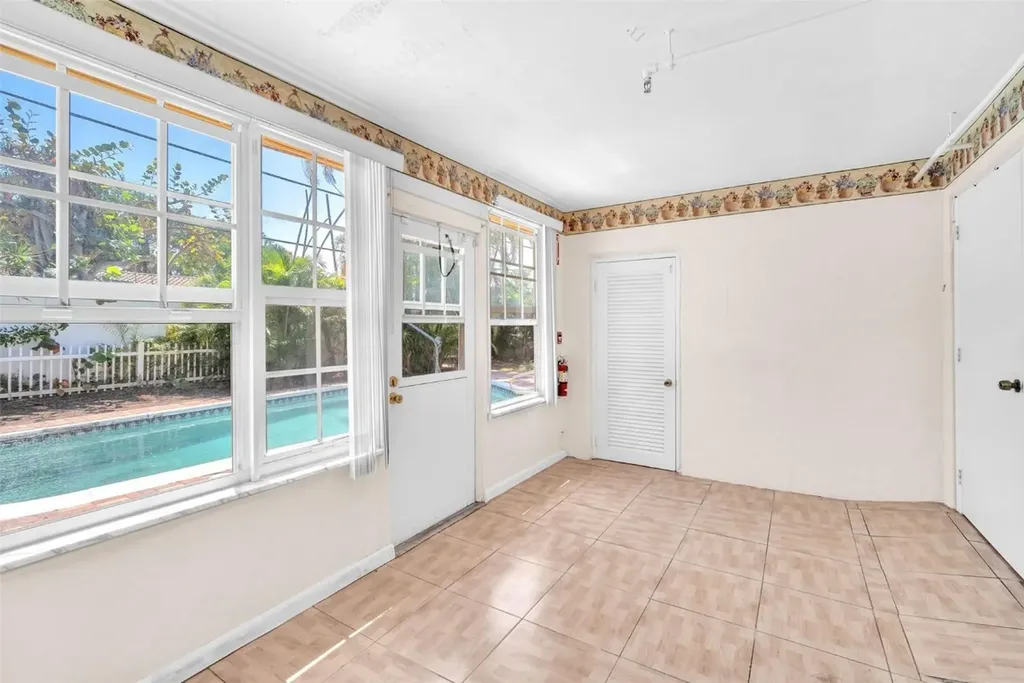 1910 NE 56th Street Fort Lauderdale FL 33308