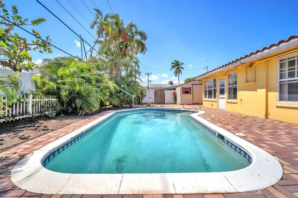 1910 NE 56th Street Fort Lauderdale FL 33308