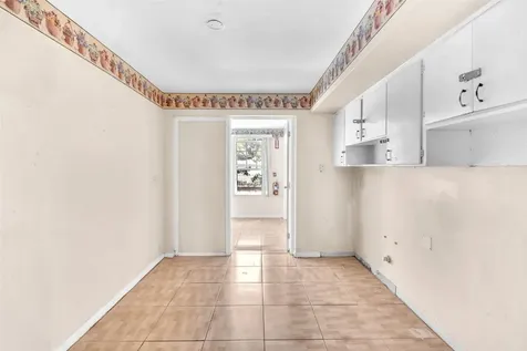 1910 NE 56th Street Fort Lauderdale FL 33308