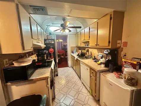 3070 NW 48th Terrace Lauderdale Lakes FL 33313