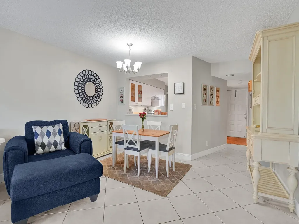 2208 S Cypress Bend Drive Pompano Beach FL 33069