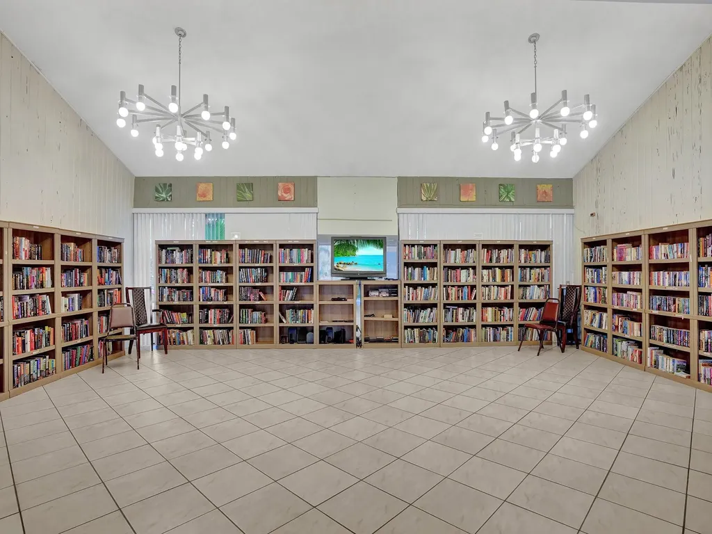 2208 S Cypress Bend Drive Pompano Beach FL 33069