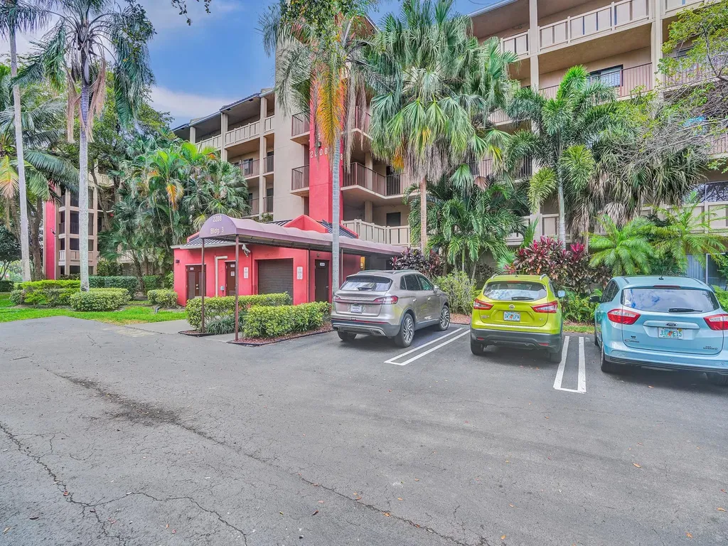 2208 S Cypress Bend Drive Pompano Beach FL 33069