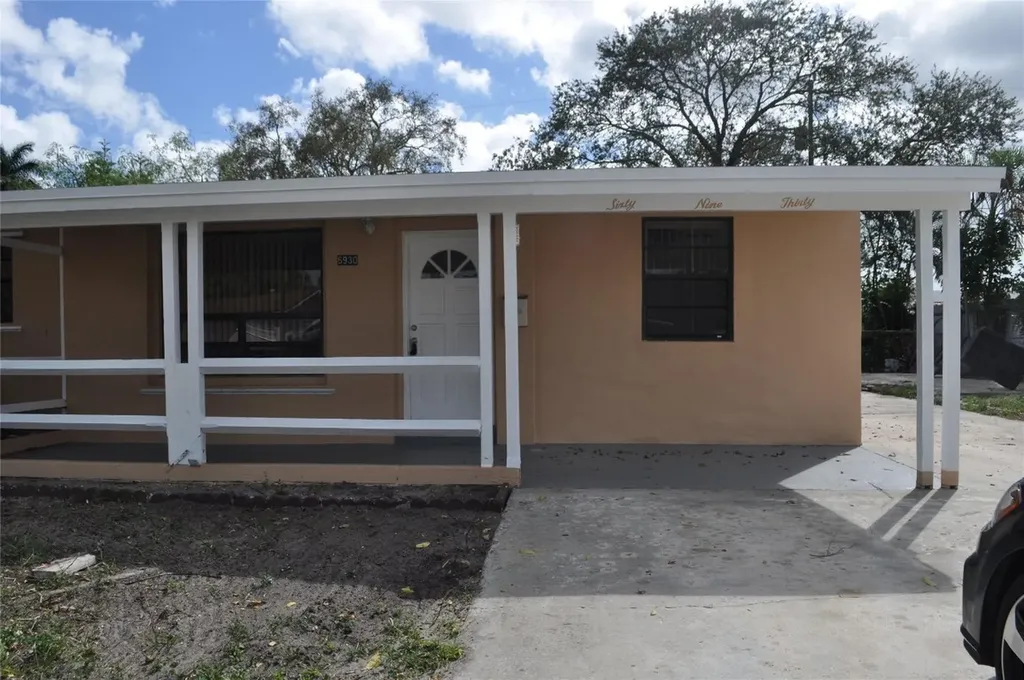 6930 Liberty Street Hollywood FL 33024