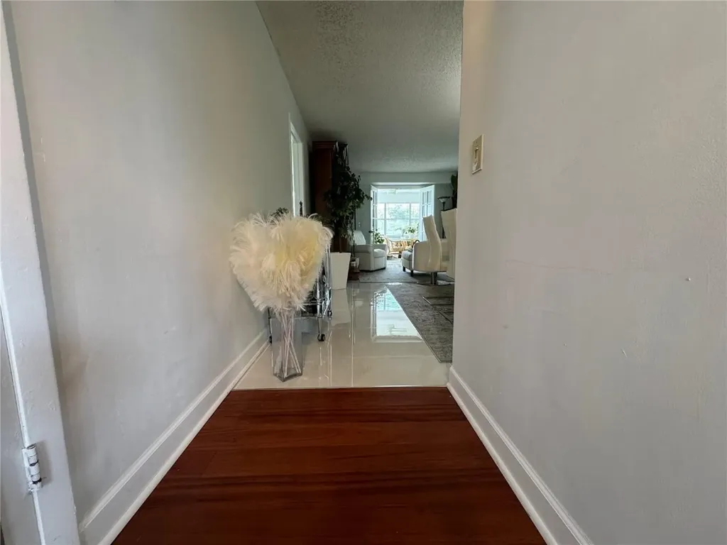 9581 Sunrise Lakes Boulevard Sunrise FL 33322
