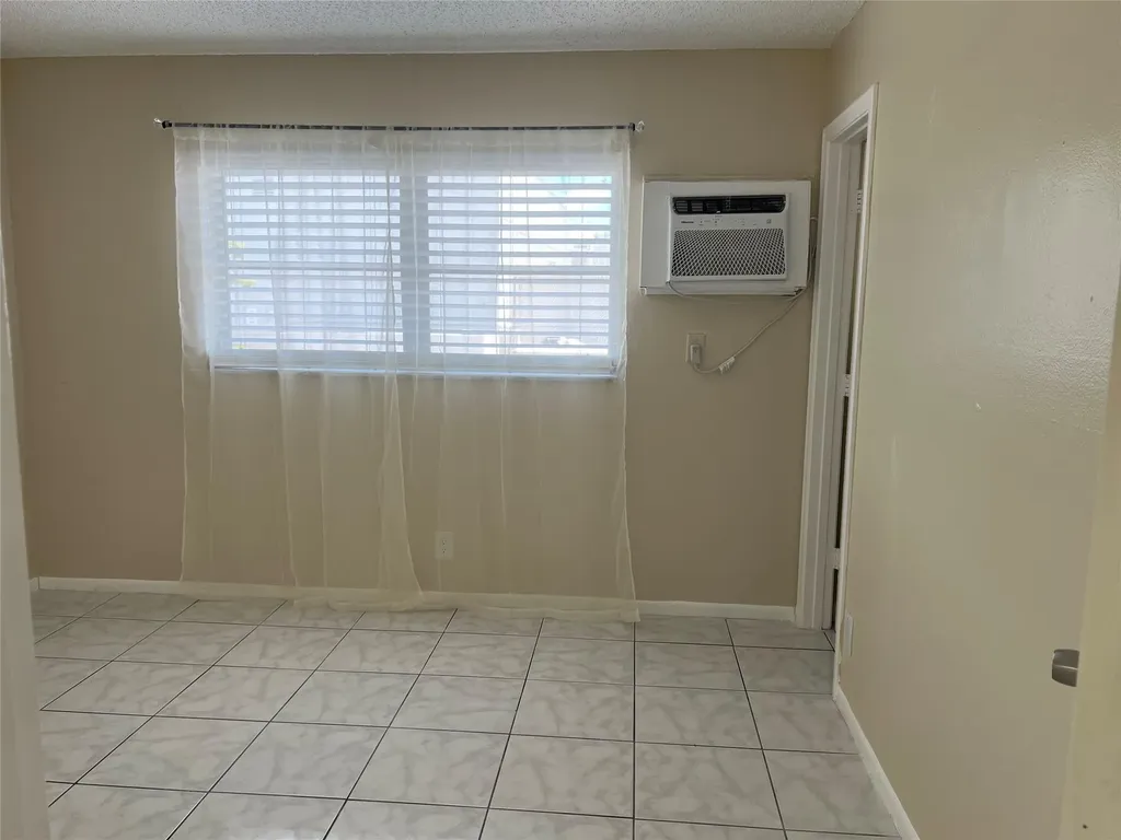 5168 NE 6th Avenue Fort Lauderdale FL 33334