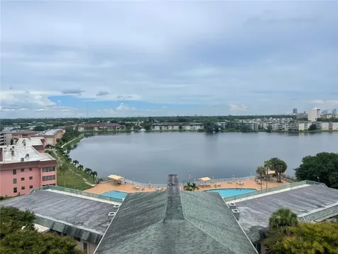 1401 NE Miami Gardens Drive Miami FL 33179
