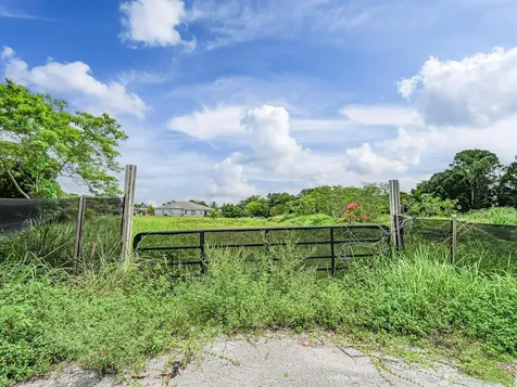 4140 48th Street Vero Beach FL 32967