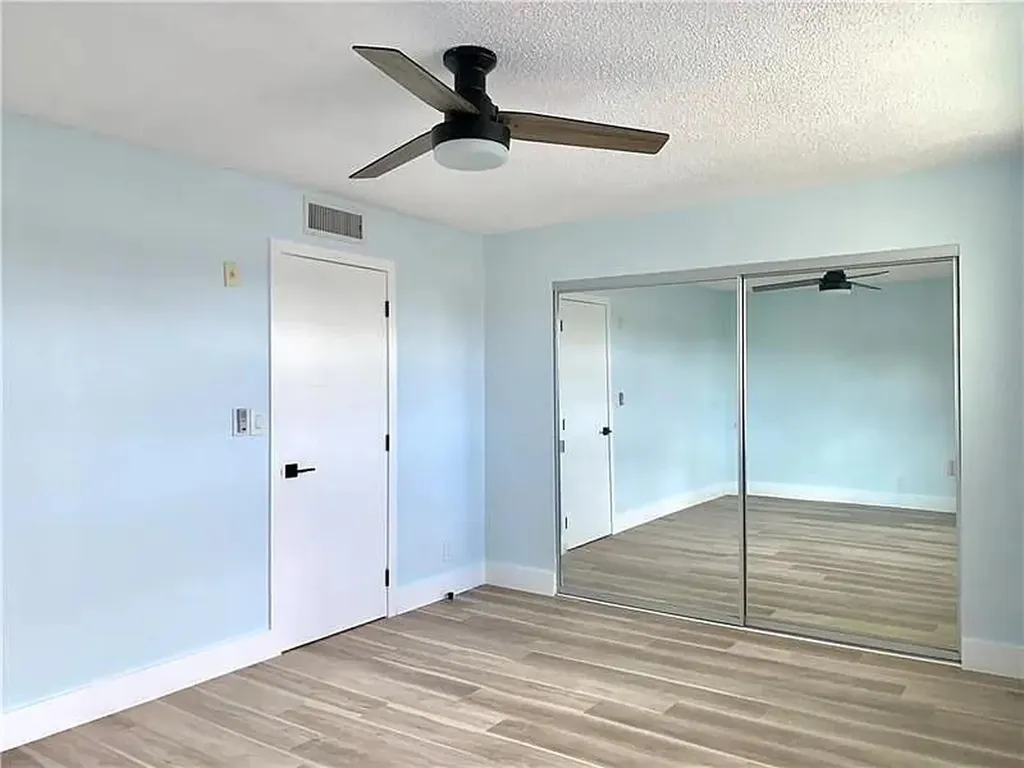 2850 NE 14th Street Pompano Beach FL 33062