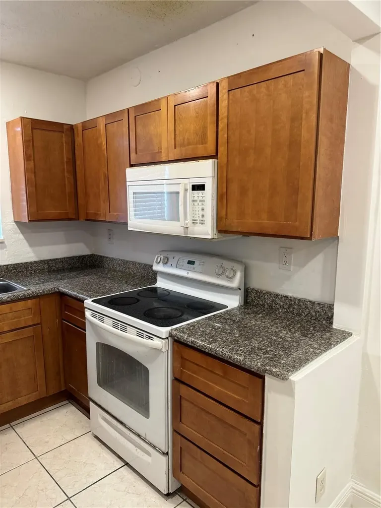 2452 Taylor Street Hollywood FL 33020