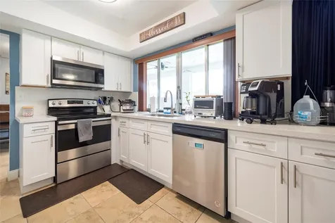 9081 NW 21st Manor Sunrise FL 33322