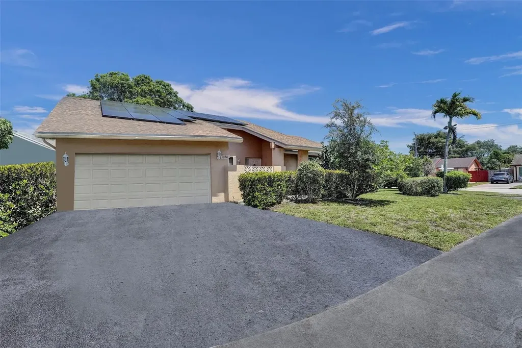 1060 SW 55th Way Margate FL 33068