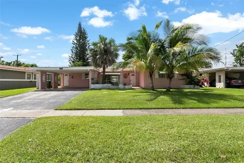 1500 W River Drive Margate FL 33063