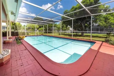 7441 NW 13th Street Plantation FL 33313