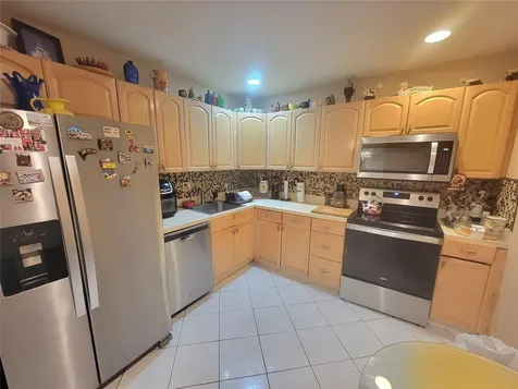 8120 SW 24th Street North Lauderdale FL 33068