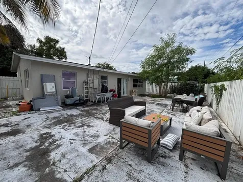 1571 NE 28th Court Pompano Beach FL 33064