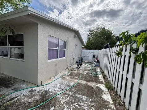 1571 NE 28th Court Pompano Beach FL 33064