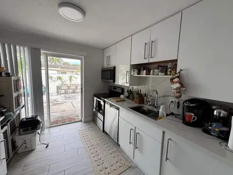 1571 NE 28th Court Pompano Beach FL 33064