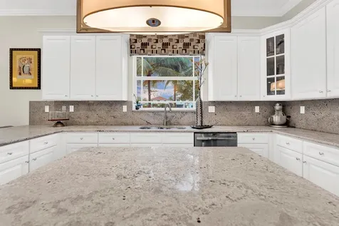 10250 Peninsula Place Parkland FL 33076