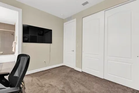 10250 Peninsula Place Parkland FL 33076