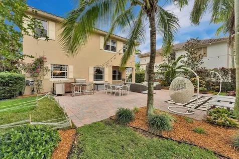 10250 Peninsula Place Parkland FL 33076