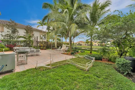 10250 Peninsula Place Parkland FL 33076