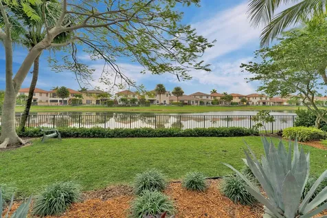 10250 Peninsula Place Parkland FL 33076