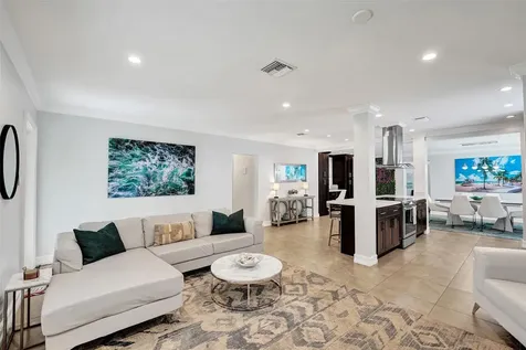 1245 NE 17th Way Fort Lauderdale FL 33304