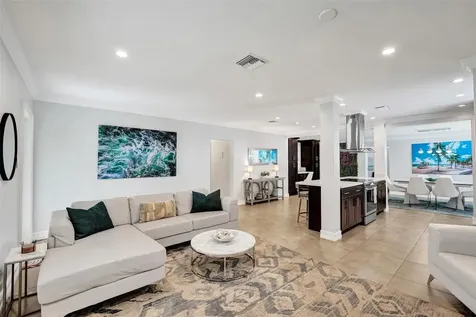 1245 NE 17th Way Fort Lauderdale FL 33304
